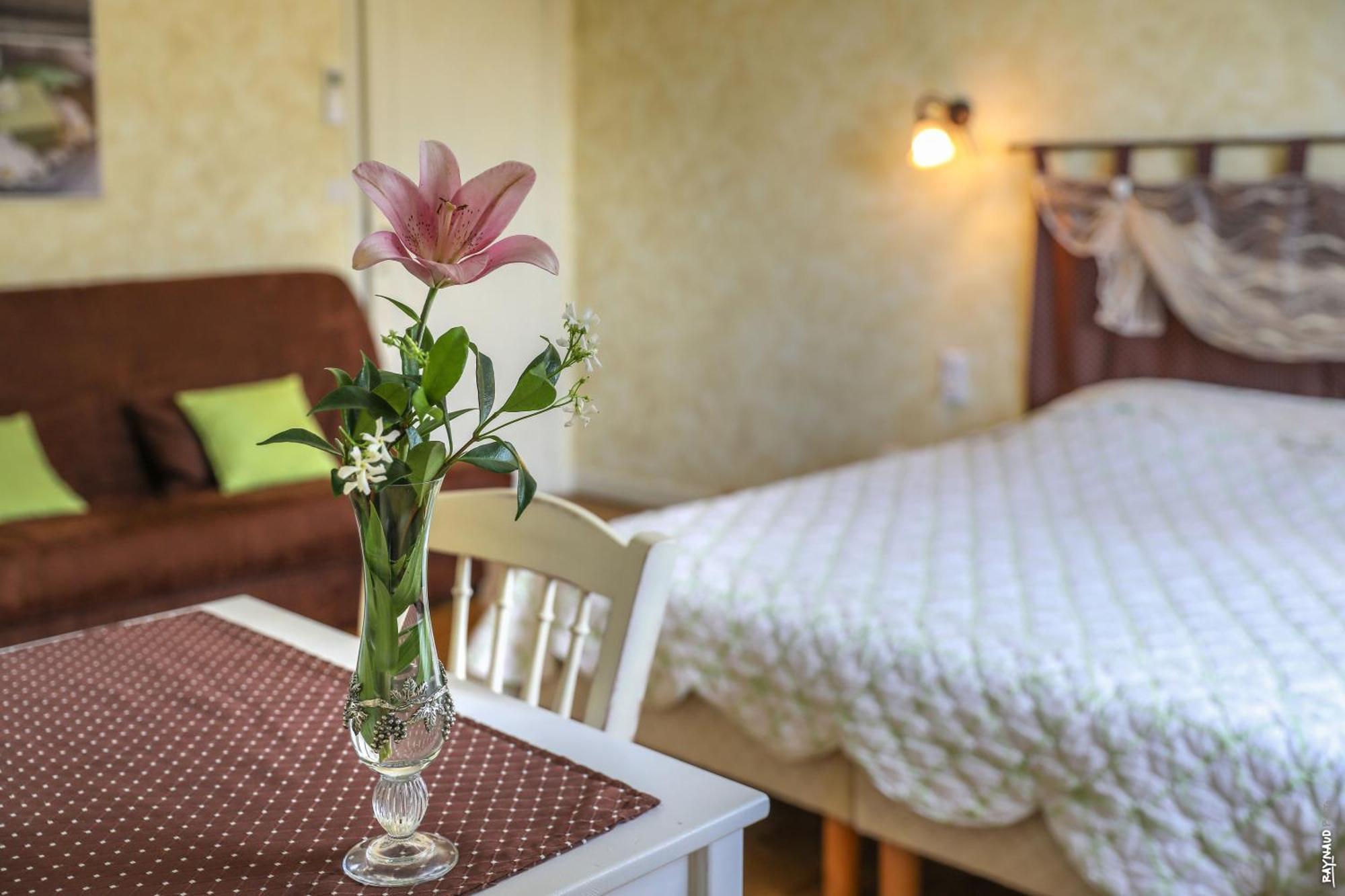 Bed and Breakfast Le Nid De L'Ecureuil Brens  Экстерьер фото