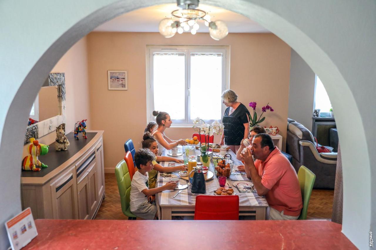 Bed and Breakfast Le Nid De L'Ecureuil Brens  Экстерьер фото